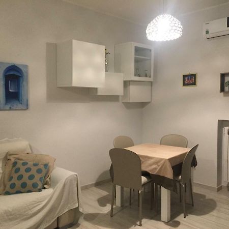 Medeum Appartement Modugno Buitenkant foto