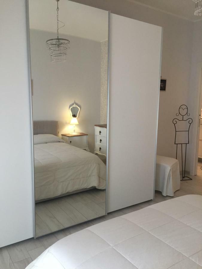 Medeum Appartement Modugno Buitenkant foto