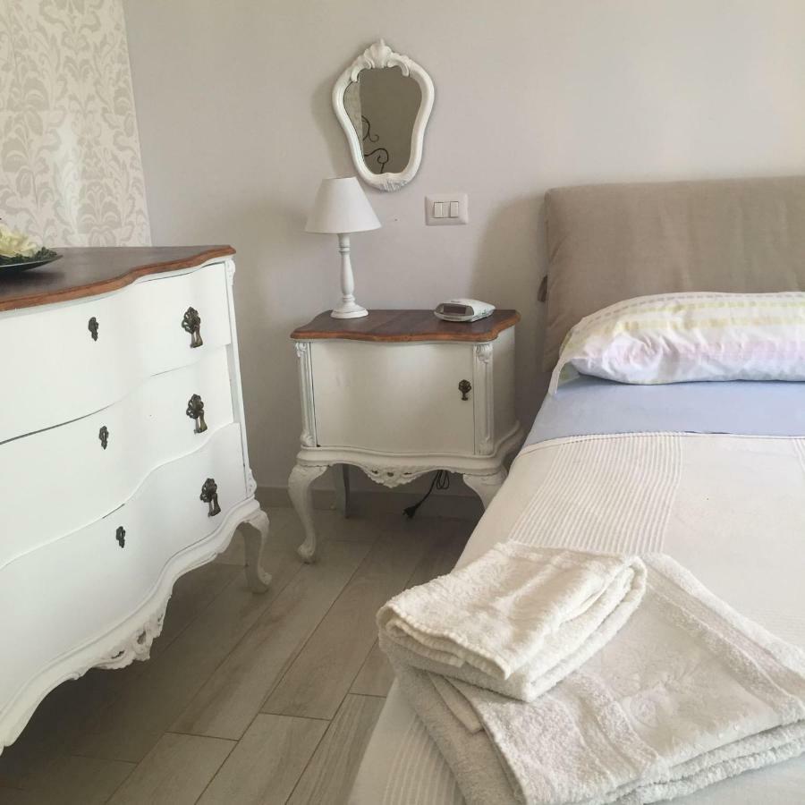 Medeum Appartement Modugno Buitenkant foto
