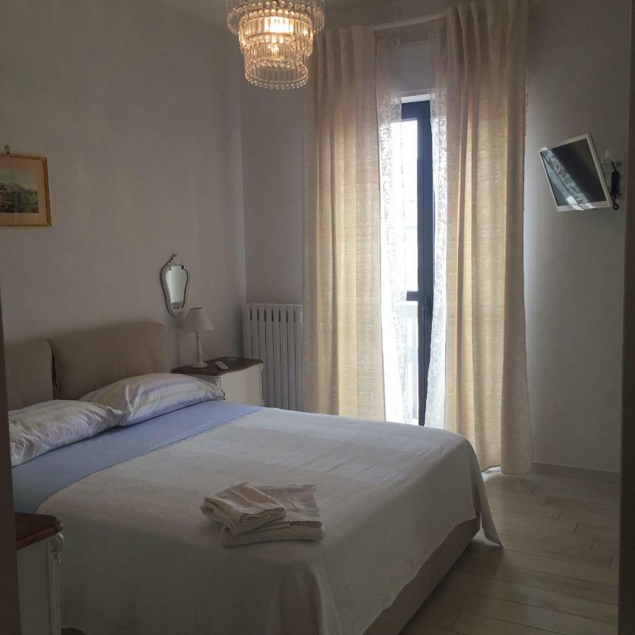 Medeum Appartement Modugno Buitenkant foto